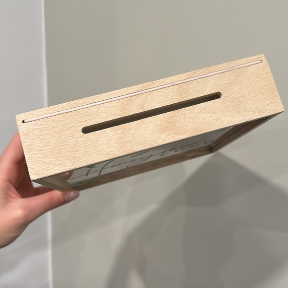 Honeymoon Fund card box, clear case, wooden box. - Picture 2 of 4